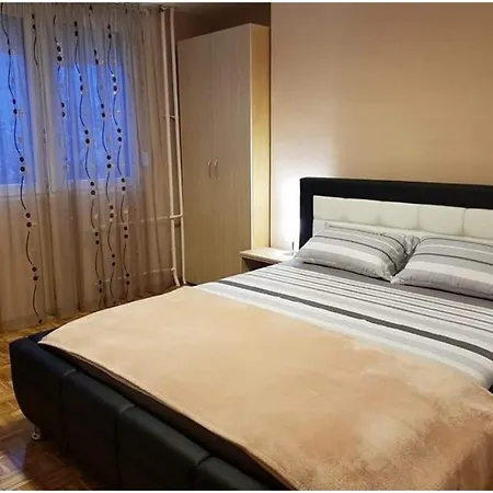 Apartamento Radjenovic