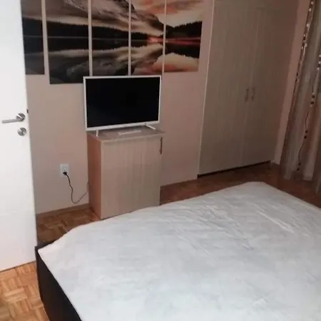 Radjenovic Apartamento